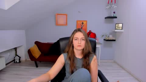 annewilsonn online show from 26, 2, 2026