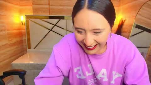 annie__r online show from 4, 10, 2025