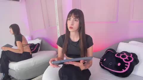 Annie online show from 18, 7, 2026