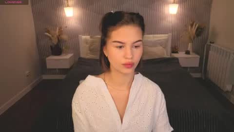 annie kitss online show from 21, 5, 2026