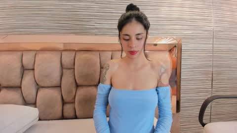 Snapshot of annie_shine_ chatting on 24, 2, 2026 ANNIE online show from 24, 2, 2026