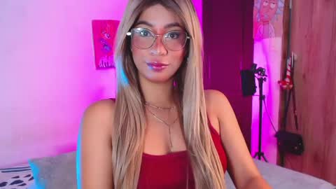 Snapshot of annieblu3 chatting on 18, 4, 2026 AnnieBlu3 online show from 18, 4, 2026