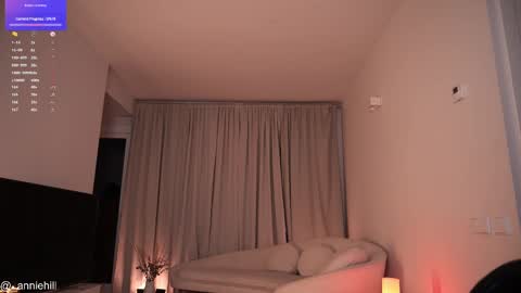 Snapshot of anniehillofficial_ chatting on 16, 2, 2025 anniehillofficial_ online show from 16, 2, 2025