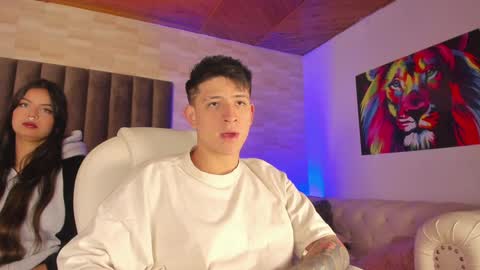 Annie  Alex online show from 19, 1, 2025