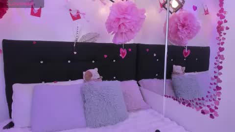 Annie Evans  online show from 2, 3, 2026