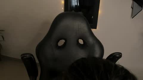 Snapshot of annikamerliahh_ chatting on 5, 2, 2026 Annika online show from 5, 2, 2026