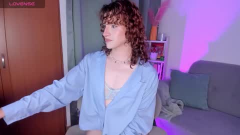 Anntonia Woods  online show from 12, 2, 2026