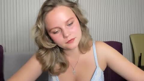 Snapshot of anny_love_you chatting on 22, 9, 2025 anny_love_you online show from 22, 9, 2025