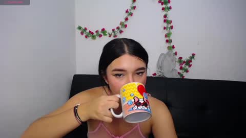 Snapshot of anny_naf chatting on 28, 4, 2026 Anny online show from 28, 4, 2026