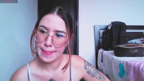 Snapshot of annyhathaway chatting on 16, 1, 2026 Anny online show from 16, 1, 2026