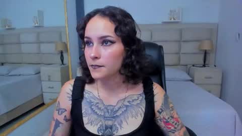 AnnyT online show from 13, 10, 2025