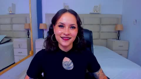 AnnyT online show from 7, 11, 2025