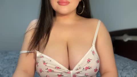 Snapshot of anora_sunny chatting on 10, 10, 2025 Any online show from 10, 10, 2025