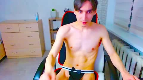 Snapshot of anthony_broown chatting on 16, 2, 2025 anthony_broown online show from 16, 2, 2025