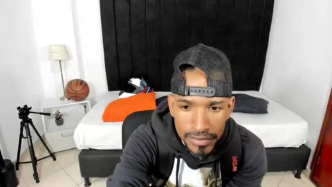       online show from 1, 10, 2025