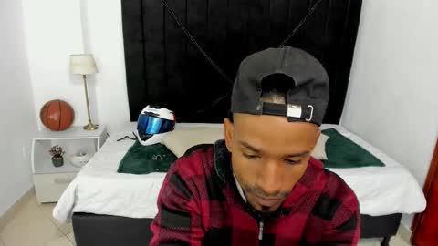       online show from 15, 10, 2025