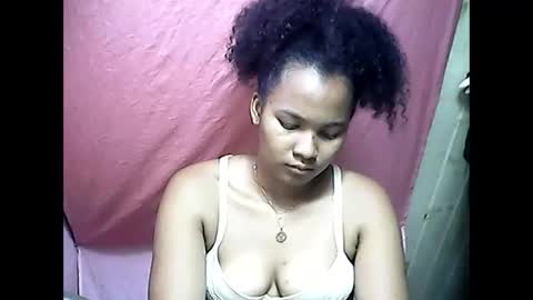 Snapshot of antine9794 chatting on 4, 6, 2026 antine9794 online show from 4, 6, 2026