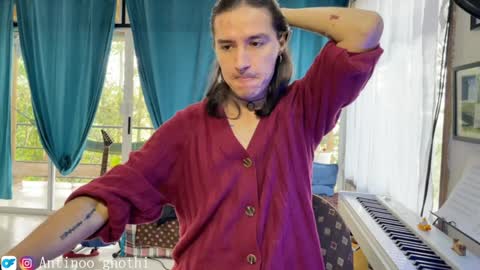 Snapshot of antinoo_gnothi chatting on 4, 12, 2024 Antinoo Gnothi online show from 4, 12, 2024