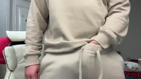 anton_smotri online show from 10, 1, 2025