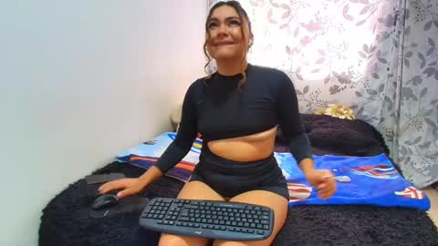 Snapshot of antonella0769 chatting on 17, 1, 2025 ANTONELLA WILLIAM INDEPENDIENTE online show from 17, 1, 2025