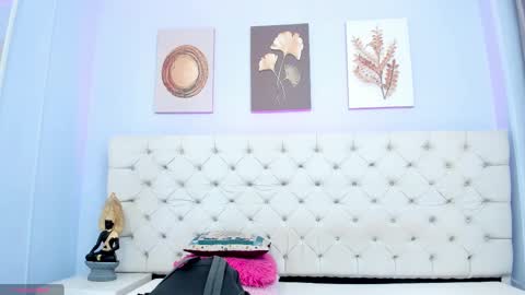 Antonella online show from 19, 2, 2025