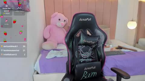 Antonella Moon 7 online show from 2, 3, 2026