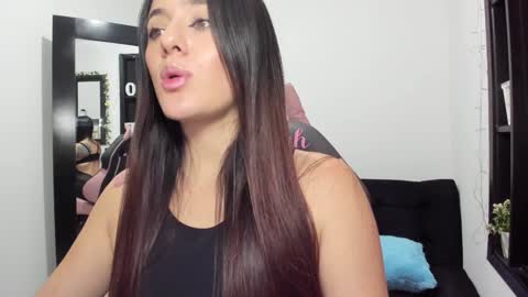 Snapshot of antonella_naughty1 chatting on 27, 1, 2025 antonella online show from 27, 1, 2025