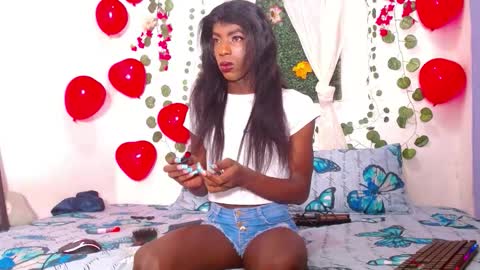 Snapshot of antonella_wolfe chatting on 17, 9, 2025 anto online show from 17, 9, 2025