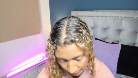 Sarah online show from 25, 2, 2025