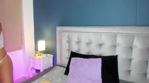 Sarah online show from 27, 2, 2025