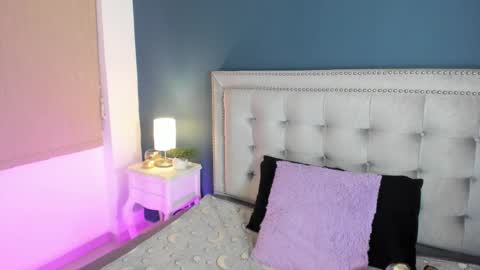 Sarah online show from 28, 2, 2025