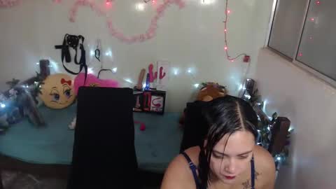 Antonia online show from 17, 2, 2025