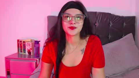 Antonia online show from 13, 7, 2026
