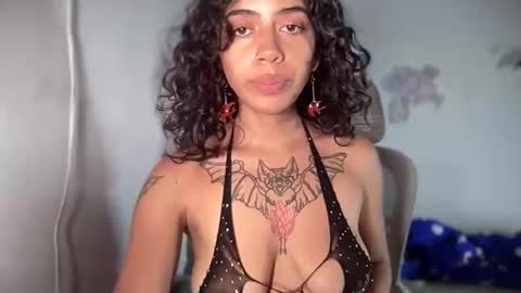 Antonia online show from 4, 3, 2026