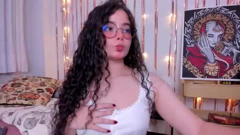 Snapshot of antoniart_ chatting on 23, 1, 2025 Antonia online show from 23, 1, 2025
