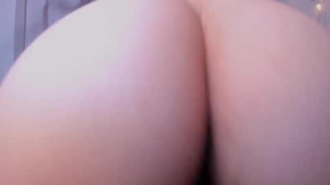 Snapshot of antoniart_ chatting on 3, 3, 2025 Antonia online show from 3, 3, 2025