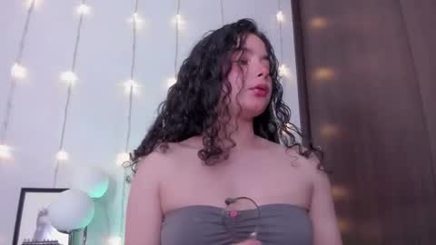 Snapshot of antoniart_ chatting on 29, 9, 2025 Antonia online show from 29, 9, 2025