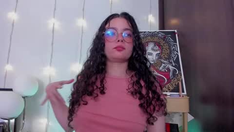 Snapshot of antoniart_ chatting on 3, 10, 2025 Antonia online show from 3, 10, 2025