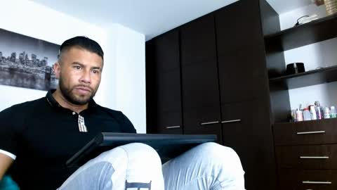 ANTONY D ANGELO online show from 3, 1, 2025