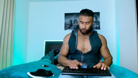 ANTONY D ANGELO online show from 24, 1, 2025