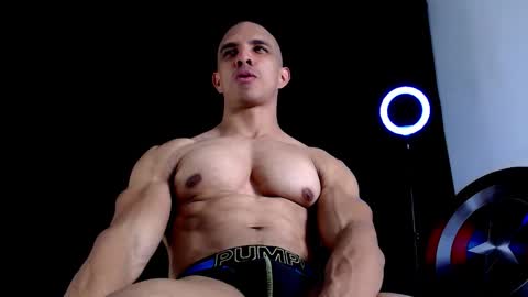 Instagram miguelangel1802  online show from 25, 11, 2025