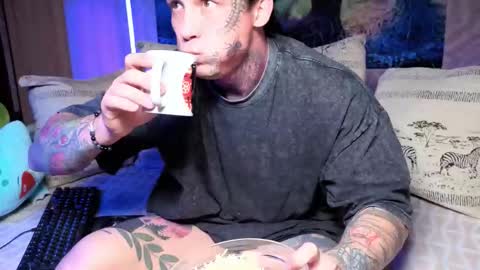 Snapshot of anubisgod88 chatting on 3, 11, 2025 Tom online show from 3, 11, 2025