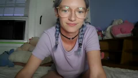 Snapshot of anyalatelyy chatting on 8, 7, 2026 anyalatelyy online show from 8, 7, 2026
