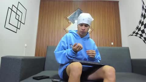 Snapshot of anyelo_sexyhot chatting on 20, 1, 2025 anyelo_sexyhot online show from 20, 1, 2025