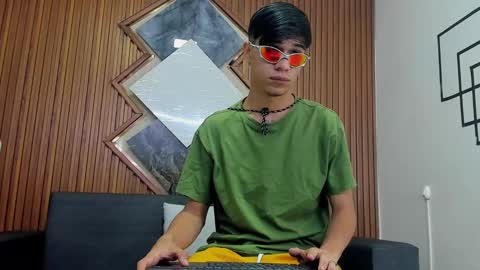 Snapshot of anyelo_sexyhot chatting on 9, 2, 2025 anyelo_sexyhot online show from 9, 2, 2025