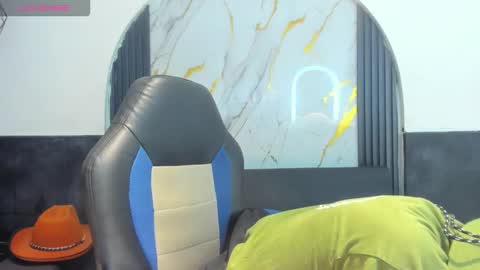 Snapshot of anyelo_sexyhot chatting on 12, 9, 2025 anyelo_sexyhot online show from 12, 9, 2025