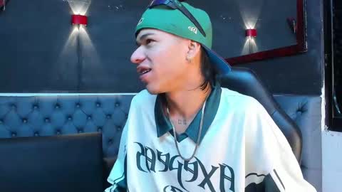 Snapshot of anyelo_sexyhot chatting on 4, 10, 2025 anyelo_sexyhot online show from 4, 10, 2025