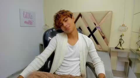 Snapshot of anyelotwink chatting on 18, 2, 2026 anyelotwink online show from 18, 2, 2026