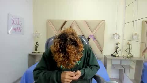 Snapshot of anyelotwink chatting on 27, 2, 2026 anyelotwink online show from 27, 2, 2026