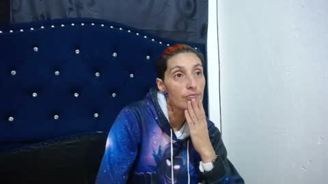 Snapshot of anyu_1306 chatting on 11, 12, 2024 anyu online show from 11, 12, 2024